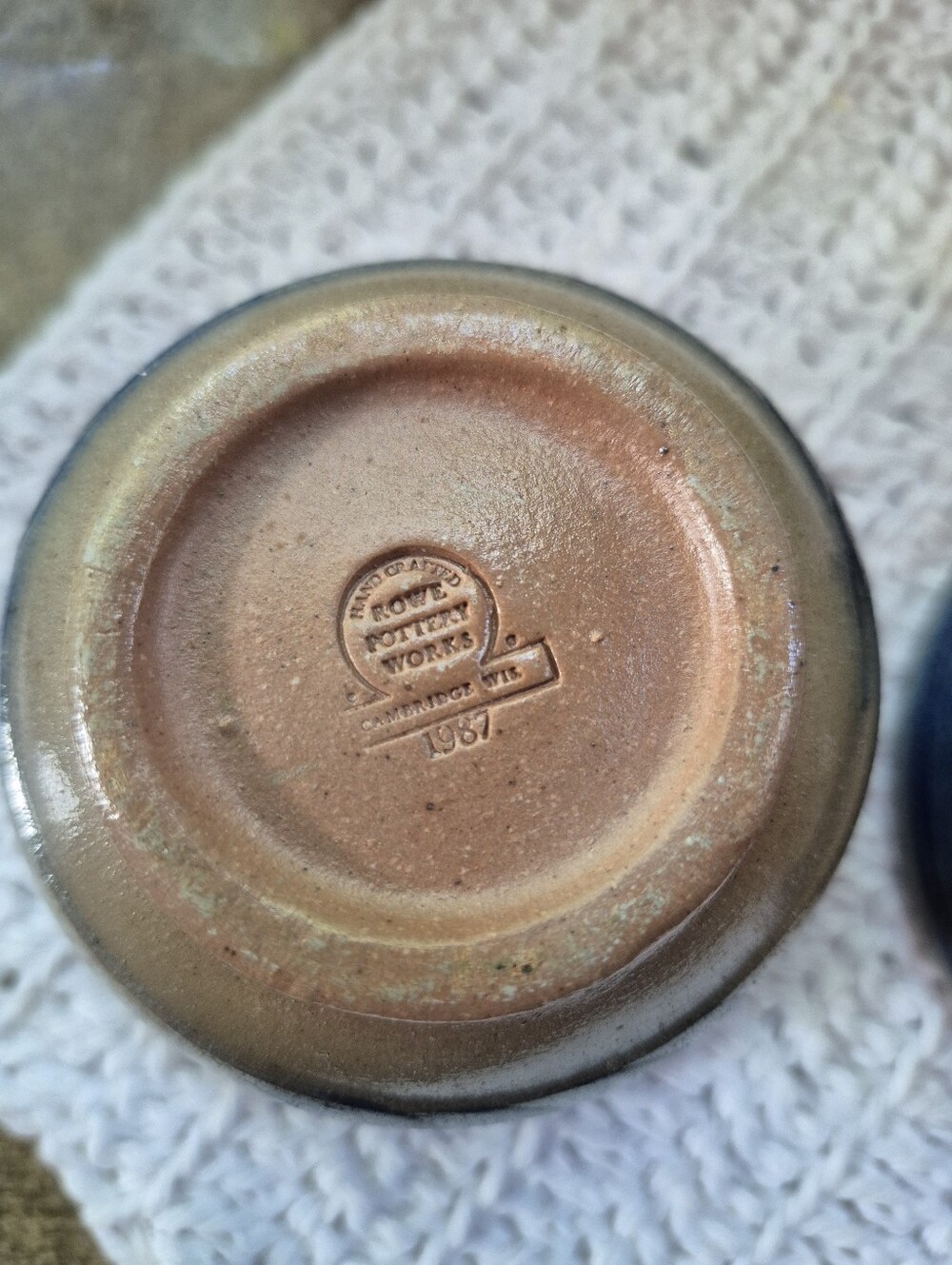 2pc. Vintage 1987 Rowe Pottery Works Blue Salt-Glazed Small Stoneware Bowls 4.5" - Picture 7 of 12